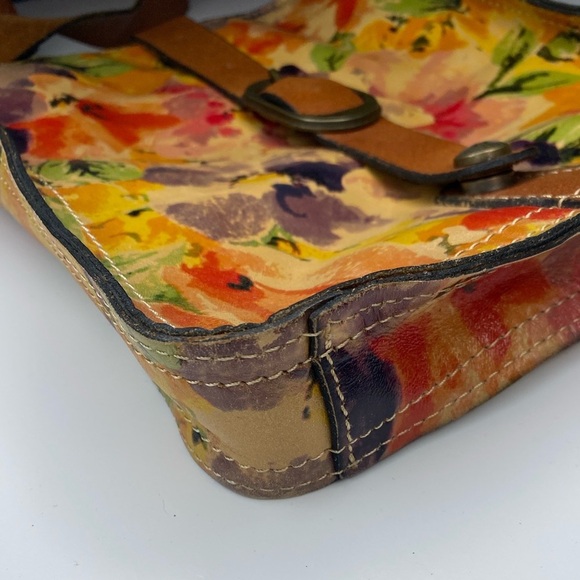 Patricia Nash Venezia 100% Italian Leather Floral Crossbody Bag - Picture 7 of 12